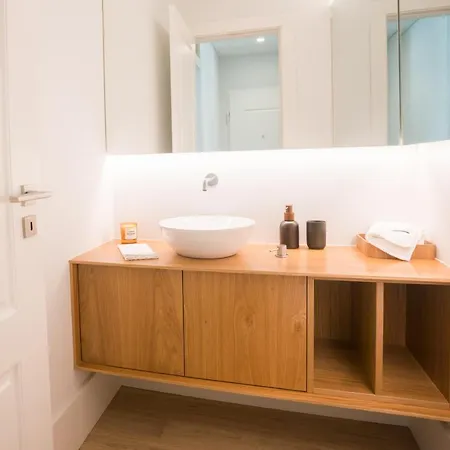 Luxury In Heart Of Baixa-chiado Apartment Lissabon
