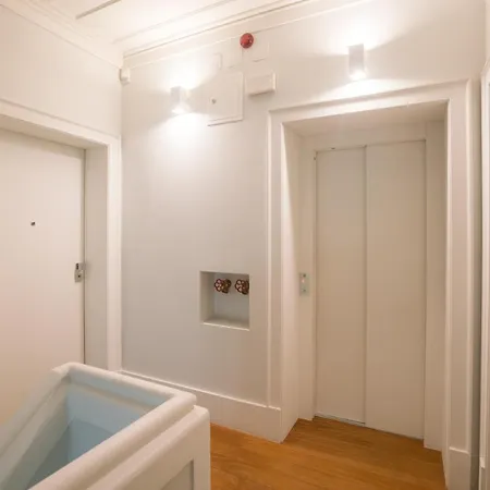 Luxury In Heart Of Baixa-chiado Apartment *